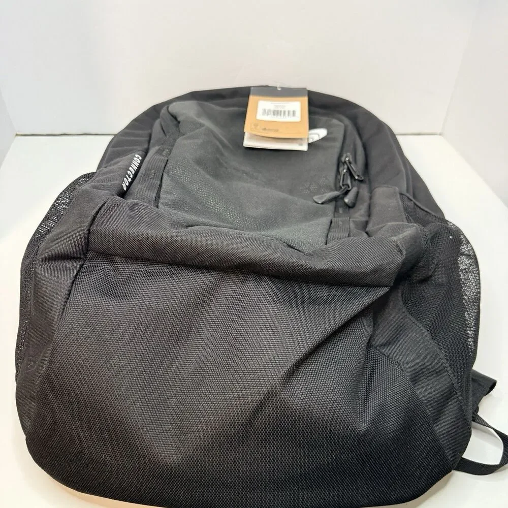 The North Face Connector Flex Vent 28L Black Backpack Zip Closure Logo Removed